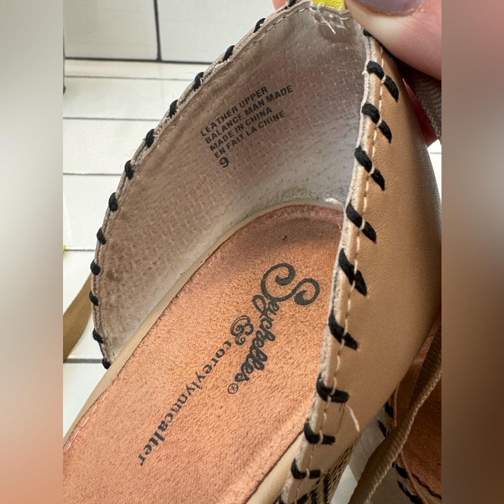 Seychelles Wedge Sandals Size 9 - Picture 5 of 5